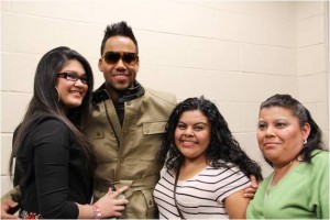 Café con Leche winners with bachata sensation Romeo Santos