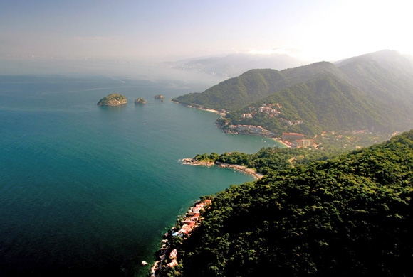 Puerto Vallarta (Image Via DesertJet)