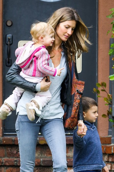 *EXCLUSIVE* A tired looking Gisele Bundchen takes her kids to see the Doctor
