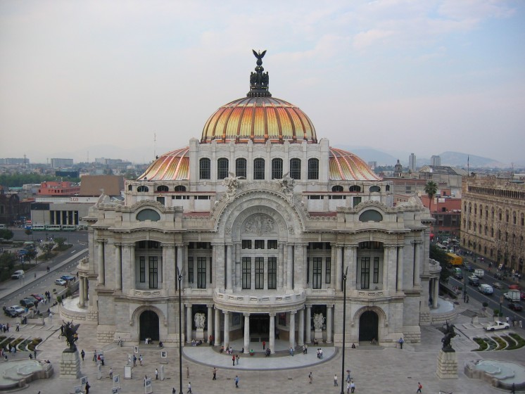 Palacio De Bellas Artes in Mexico City, Mexico (Image via Wikipedia)