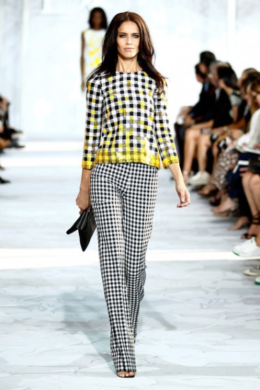 Diane+Von+Furstenberg+Runway+Mercedes+Benz+fw1oLJC6CVGl