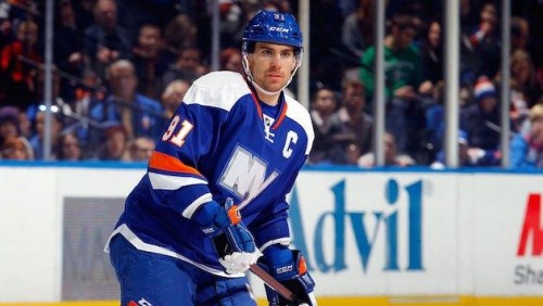 UNIONDALE, NY - FEBRUARY 08:  John Tavares #91 of the New York Islanders in action against the Colorado Avalanche on February 8, 2014 at Nassau Coliseum in Uniondale, New York. The Avalanche defeated the Islanders 5-2.  (Photo by Jim McIsaac/NHLI via Getty Images)