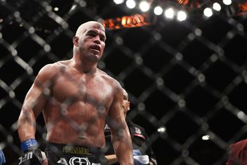 106_tito_ortiz_vs_forrest_griffin